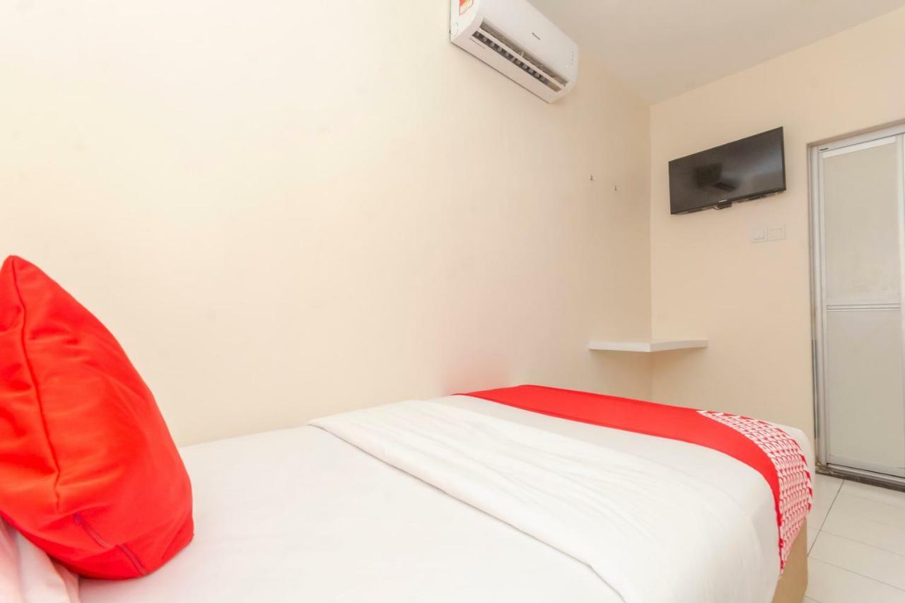 Oyo 1010 Skudai Hotel Exteriér fotografie